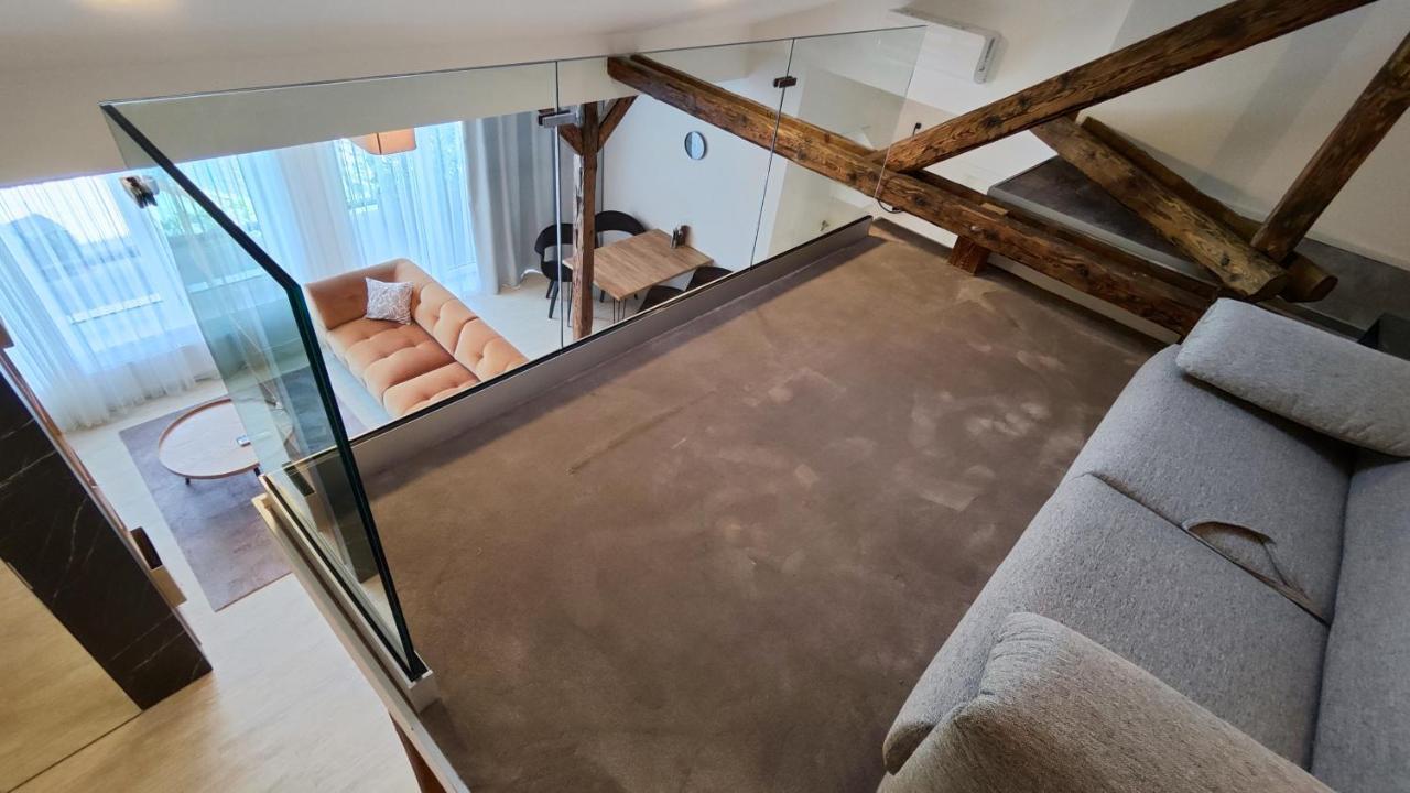 Dohnanyi Villa By Chors เตร็นชีน ภายนอก รูปภาพ